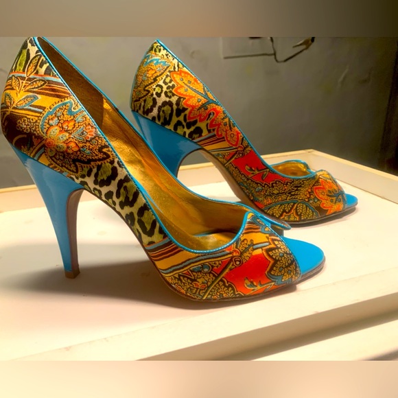 Lovely playful and elegant heel - Picture 1 of 4